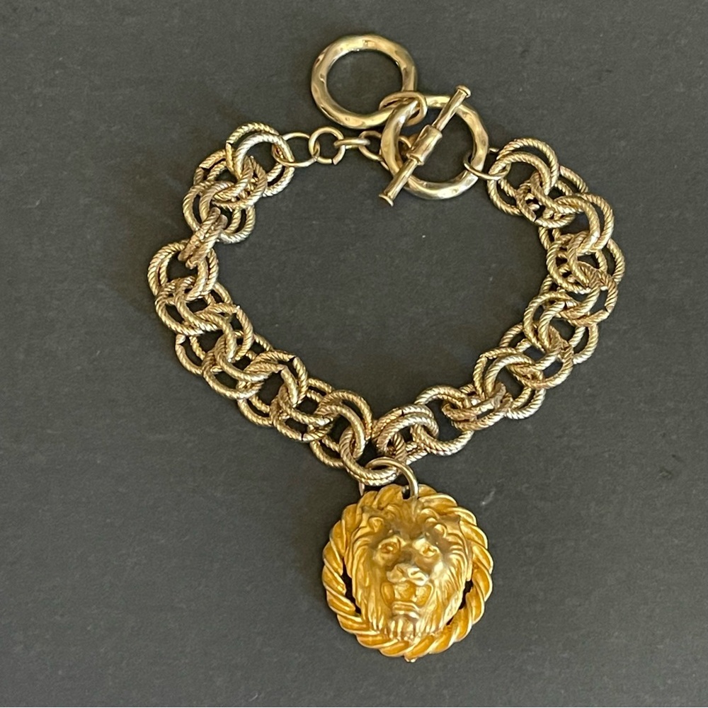 Gold Lion head charm Bracelet